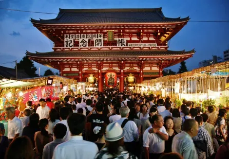 The Asakusa district in Tokyo, lined aisles shopping leads to Kaminanimon the Thunder Gate.