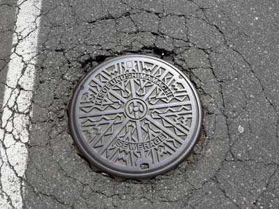 Kiso Manhole Cover, Japan.