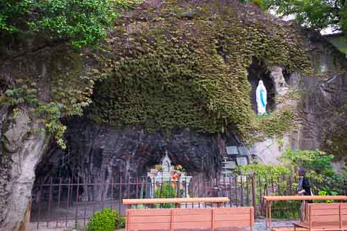 Lourdes Grotto, Sekiguchi Catholic Church, St. Mary's Cathedral, Bunkyo Ward, Tokyo.