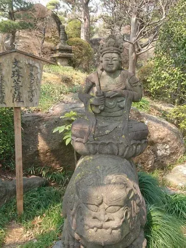 Statue_of_Monju_Bosatsu_in_Jyorenji