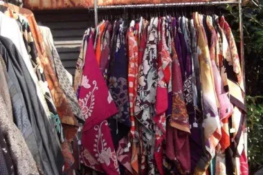 On peut aussi trouver des kimono et des yukata sur les marchés aux puces
