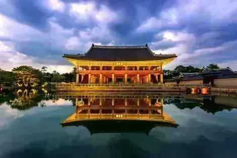 Visita Seoul, la capitale della Corea del Sud e il suo palazzo reale
