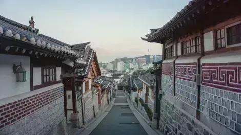 Take a step back in time by visiting the Seoul old streets