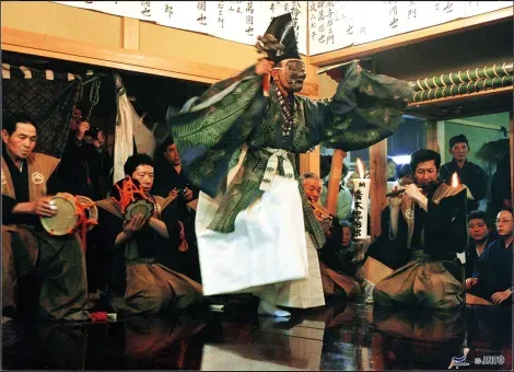 Le kyôgen, sorte d'intermède comique dans une représentation de nô.