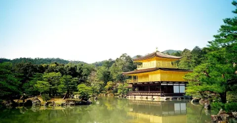 Le Temple d'Or ou Kinkakuji, l'un des joyaux de Kyoto.