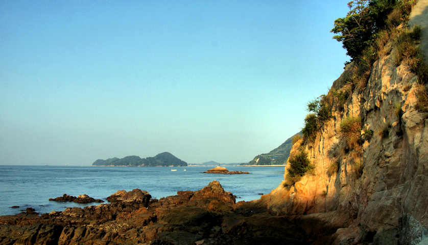 The southern coast of Osaki Shimojima Island.