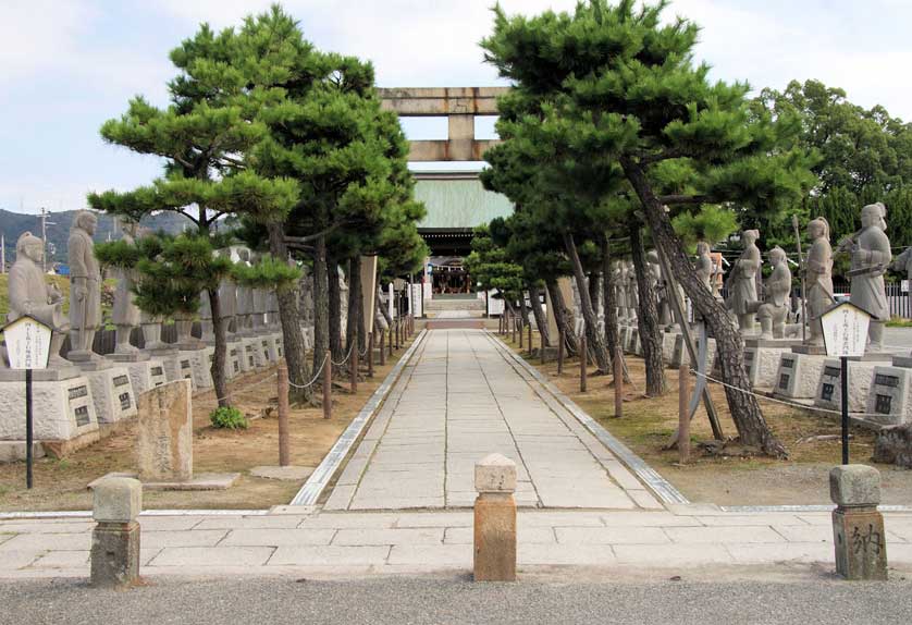 Oishi Shrine in Ako Castle.