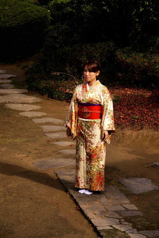 Customer from Warakuan wearing a kimono, Kitsuki, Oita, Japan.