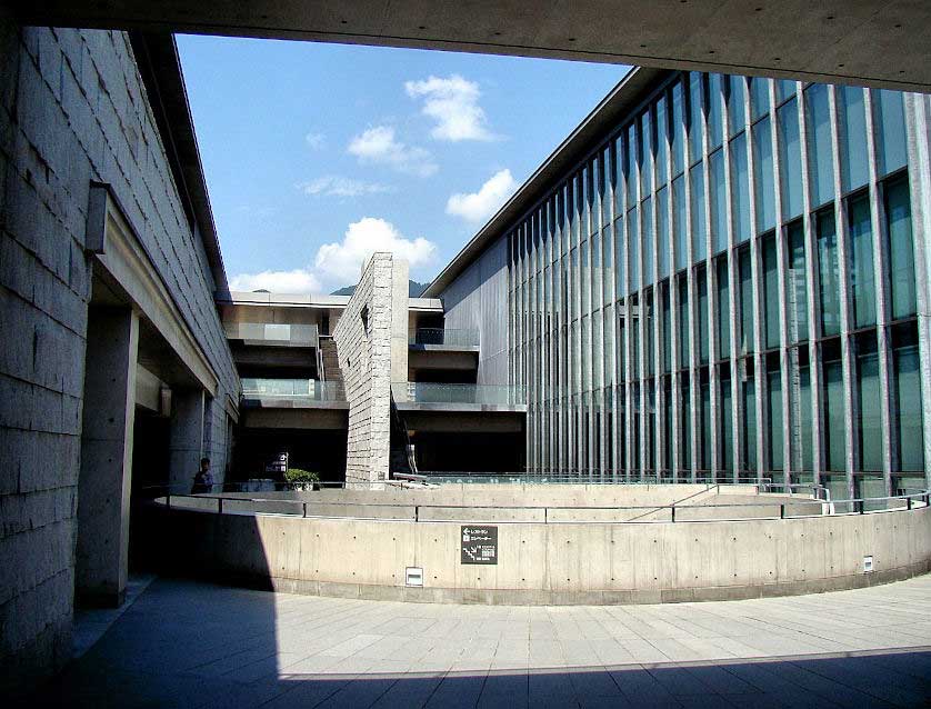 Hyogo Prefectural Museum of Art.