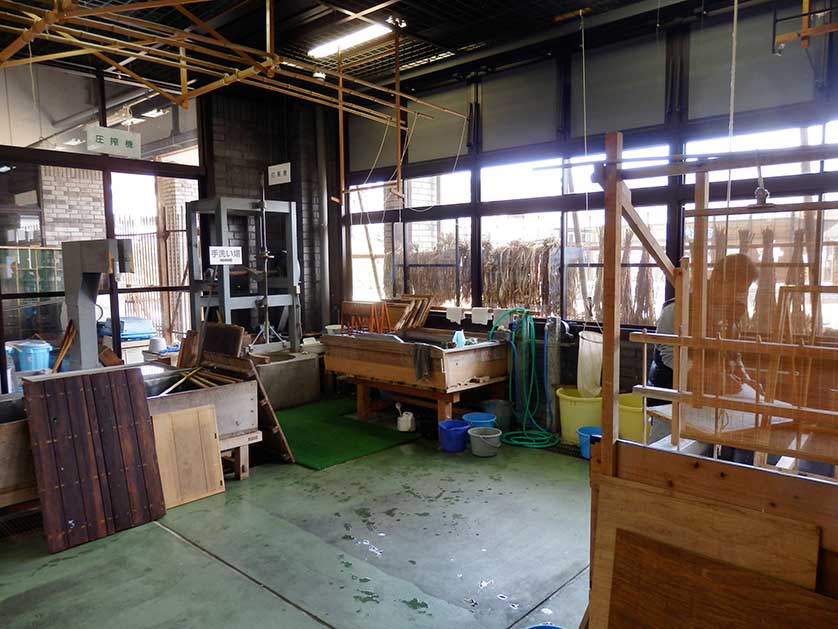 Paper making workshop, Saitama Craft Center, Ogawa.