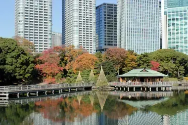 Tea house in the pond at Hama Rikyu Gardens Tokyo