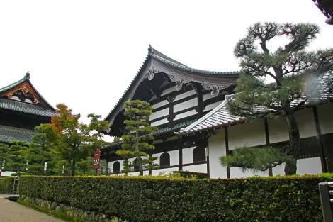 Exterior Tofukuji Temple, Kyoto
