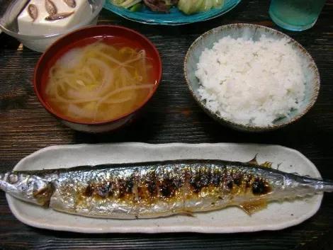 Sanma fish served with all the trimmings is one of the most popular dish in the fall.