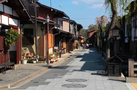 Charming streets of Hida Furakawa