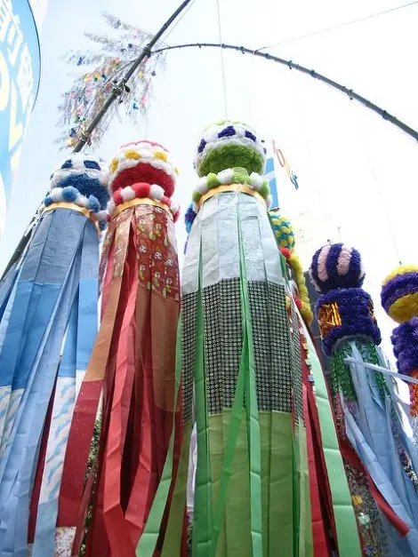 Decoraciones durante el festival Tanabata en Japón