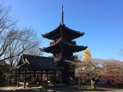 Pagode au temple Shinnyodo