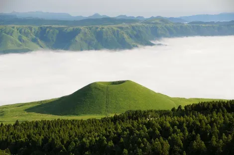 La caldera del monte Aso es la más grande de Japón