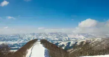 Ski slope in Nozawa Onsen ski resort, in the Japanese Alps